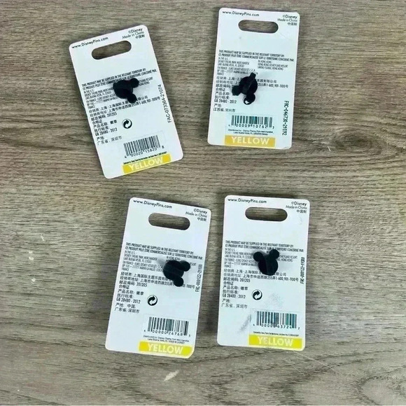 Disney pins bundle - Picture 3 of 3